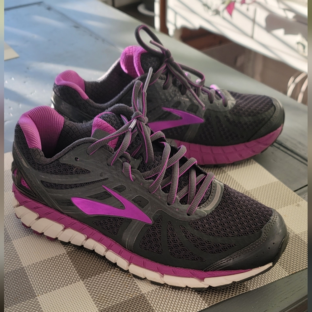 Brooks Running Shoes Ariel